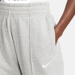 Grey Nike Sweatpants - worn once - great quality- so comfy and cute.